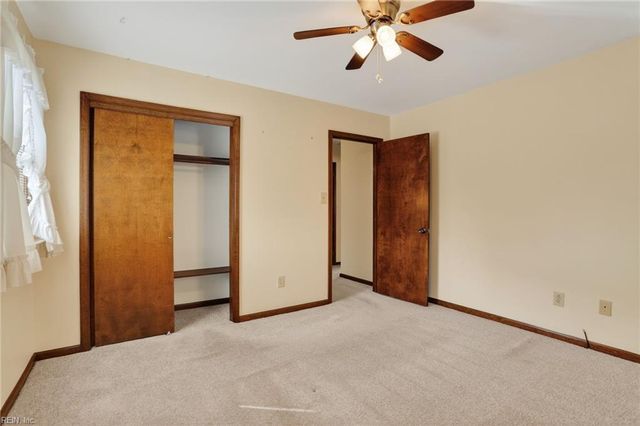 808 Ventnor DR, Newport News, VA 23608