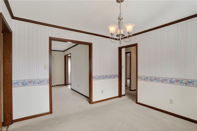 808 Ventnor DR, Newport News, VA 23608