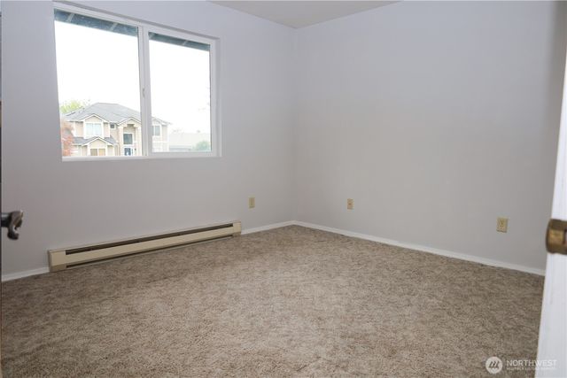 9678 Crest Dr, Blaine, WA 98230