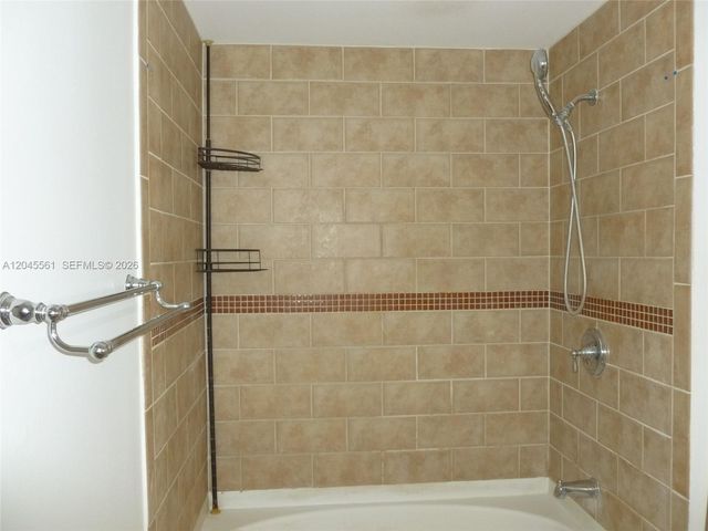 7350 SW 89th Street 807S, Miami, FL 33156