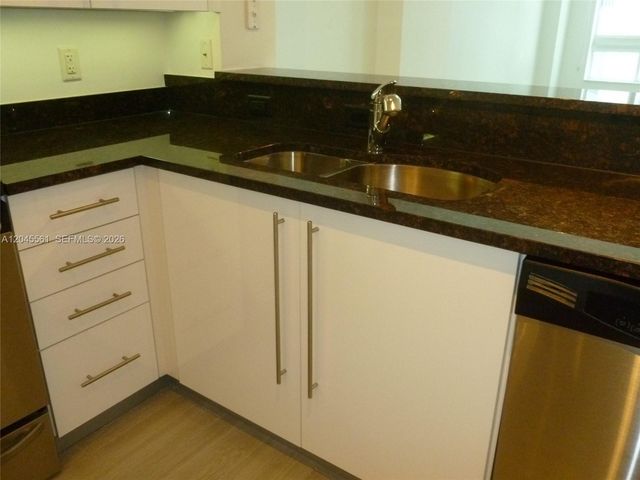 7350 SW 89th Street 807S, Miami, FL 33156