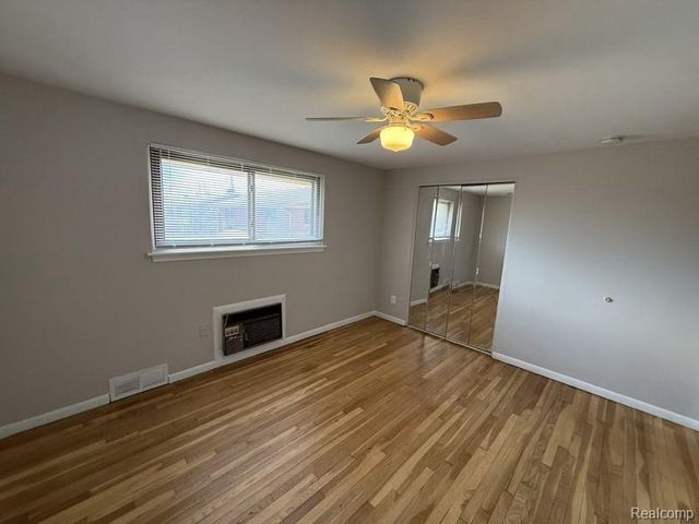 29264 Tessmer Court, Madison Heights, MI 48071