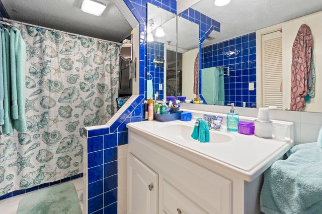 806 Conway St Apt 116, North Myrtle Beach, SC 29582