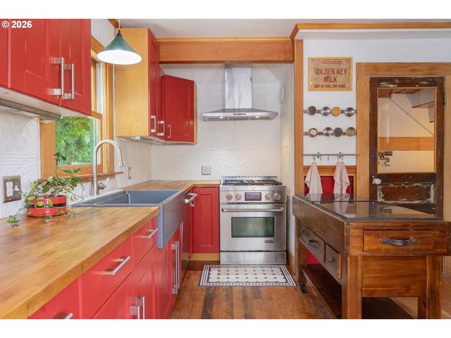 6407 N VANCOUVER Ave, Portland, OR 97217
