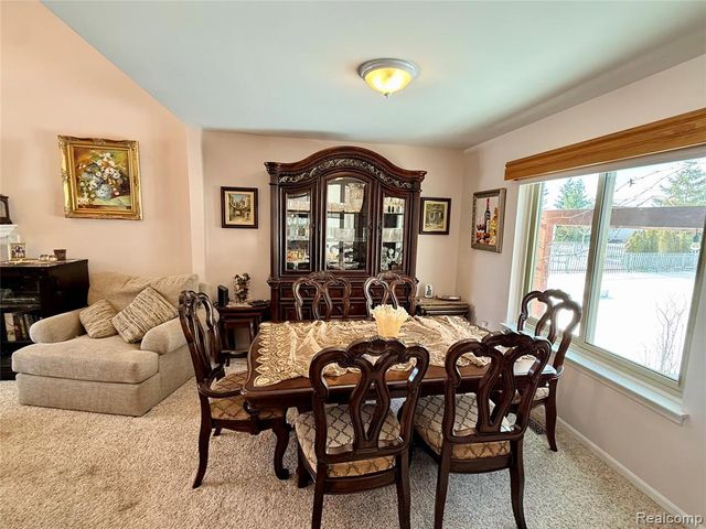 7586 Paradise Drive, Grand Blanc, MI 48439