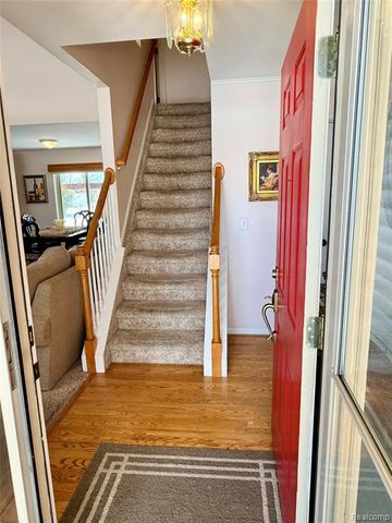 7586 Paradise Drive, Grand Blanc, MI 48439