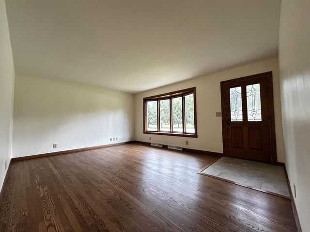 1342 43rd STREET, Caledonia, WI 53108