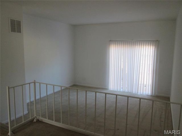 1210 Wicklow Road L, Ballwin, MO 63021