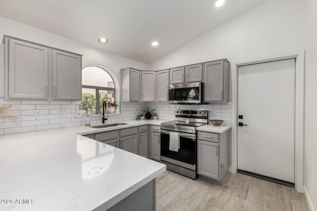 669 E Cathy Drive, Gilbert, AZ 85296