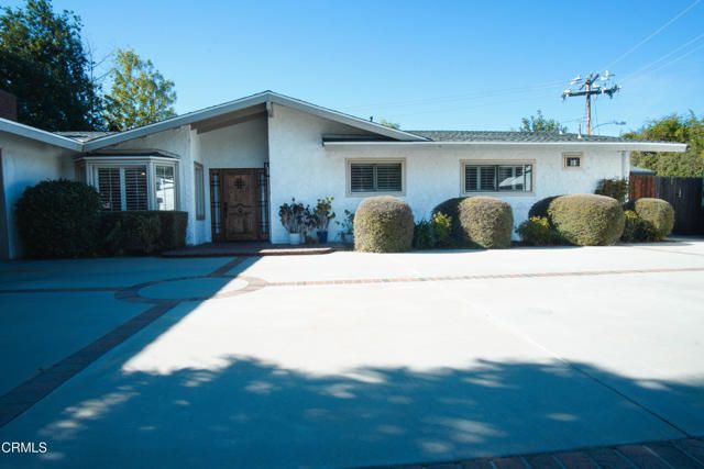 1781 El Monte Drive, Thousand Oaks, CA 91362