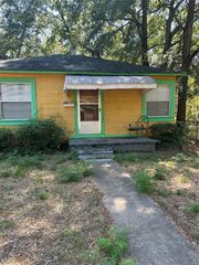2015 Garden Street, Shreveport, LA 71101