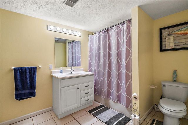 1491 Country Knoll Place, St. Joseph, MI 49085