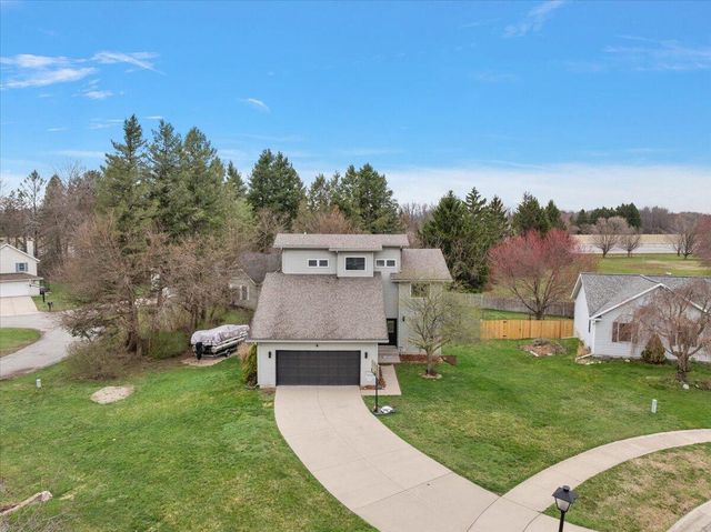 1491 Country Knoll Place, St. Joseph, MI 49085