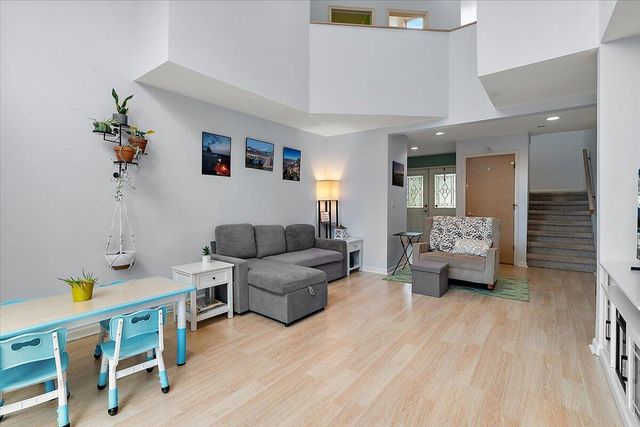 1491 Country Knoll Place, St. Joseph, MI 49085