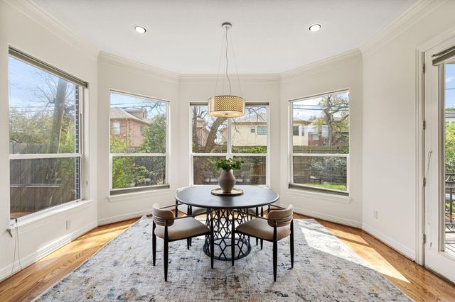 5103 Chestnut Street, Bellaire, TX 77401