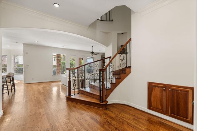 5103 Chestnut Street, Bellaire, TX 77401