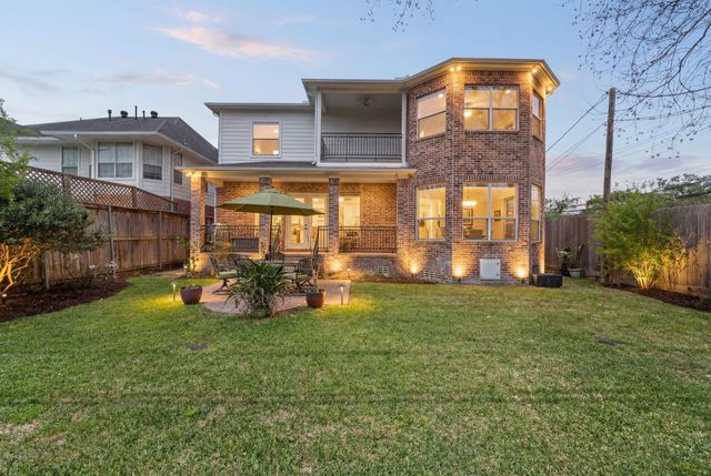 5103 Chestnut Street, Bellaire, TX 77401