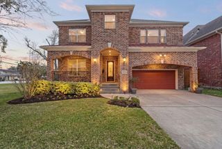 5103 Chestnut Street, Bellaire, TX 77401
