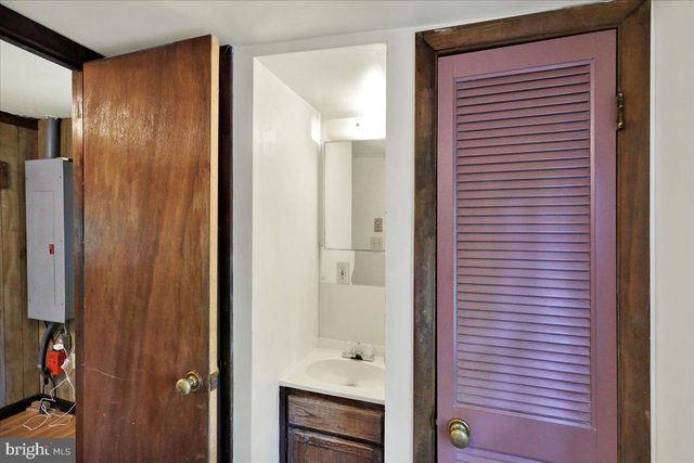 1908 WASHINGTON AVE, Lititz, PA 17543
