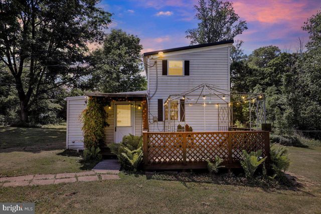 1908 WASHINGTON AVE, Lititz, PA 17543