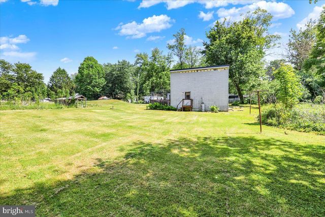 1908 WASHINGTON AVE, Lititz, PA 17543