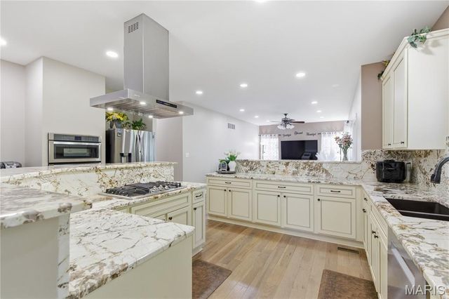 307 Calliope Place, Chesterfield, MO 63017