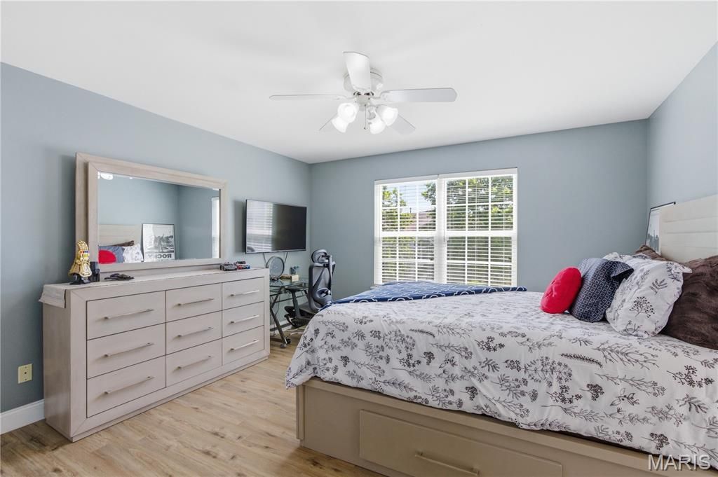 Image 31 of property listing at 307 Calliope Place, Chesterfield, MO 63017