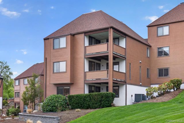 350 N Water Street 2-18, Newburgh, NY 12550