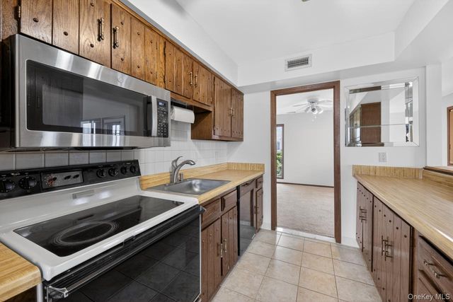 350 N Water Street 2-18, Newburgh, NY 12550