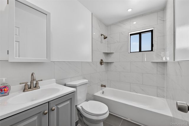 3103 Falcon Avenue, Medford, NY 11763