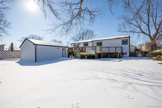 3103 Falcon Avenue, Medford, NY 11763