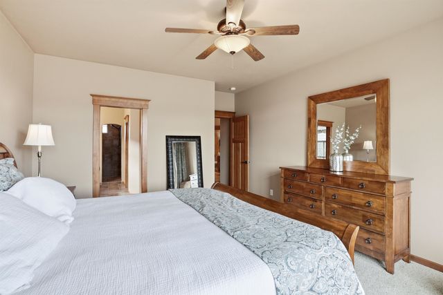 1608 N Rim View St, Spokane, WA 99224