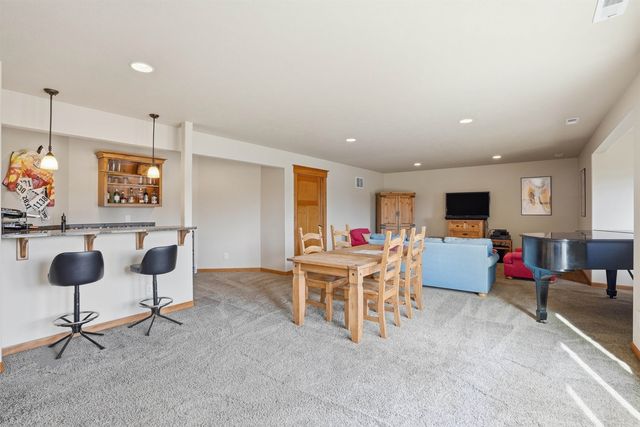 1608 N Rim View St, Spokane, WA 99224