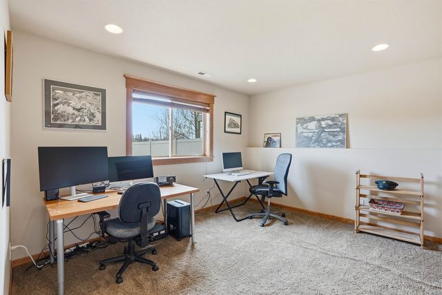 1608 N Rim View St, Spokane, WA 99224