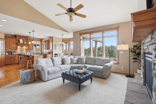 1608 N Rim View St, Spokane, WA 99224