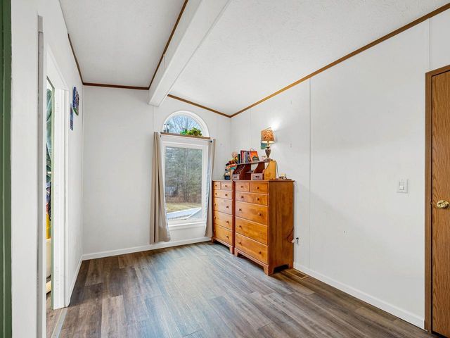 96 Lower Pines Road, Warren, VT 05674