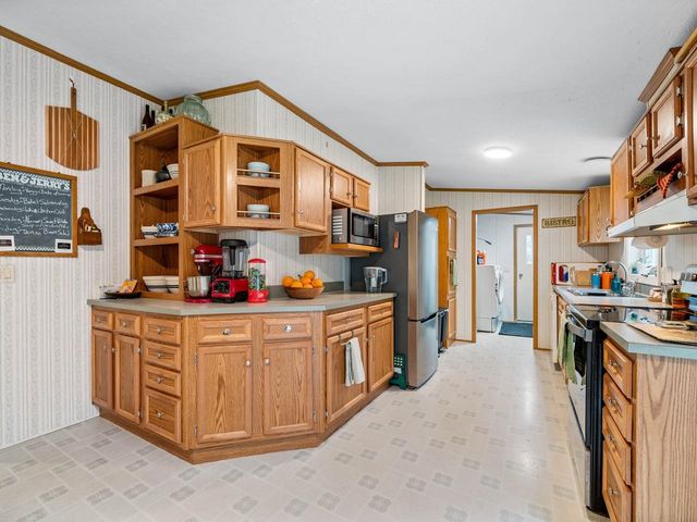 96 Lower Pines Road, Warren, VT 05674