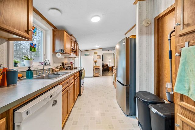 96 Lower Pines Road, Warren, VT 05674