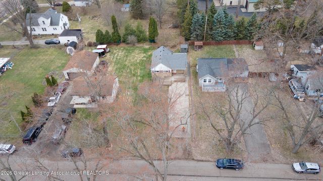 123 N Deerfield Avenue, Lansing, MI 48917