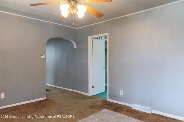 123 N Deerfield Avenue, Lansing, MI 48917