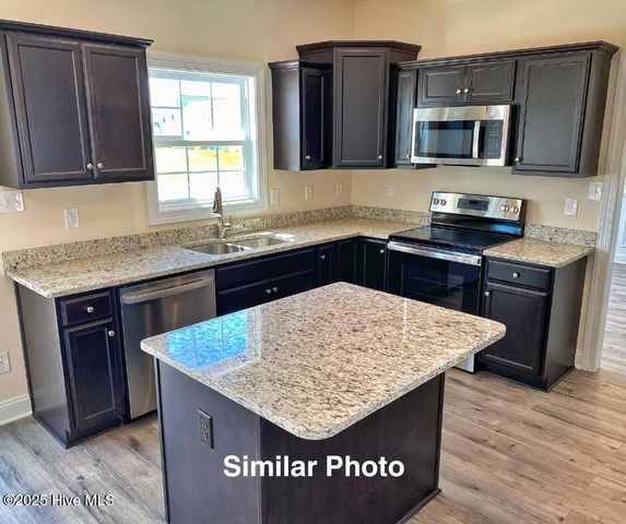 426 Montgomery Drive, Jacksonville, NC 28546