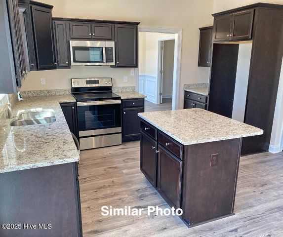 426 Montgomery Drive, Jacksonville, NC 28546