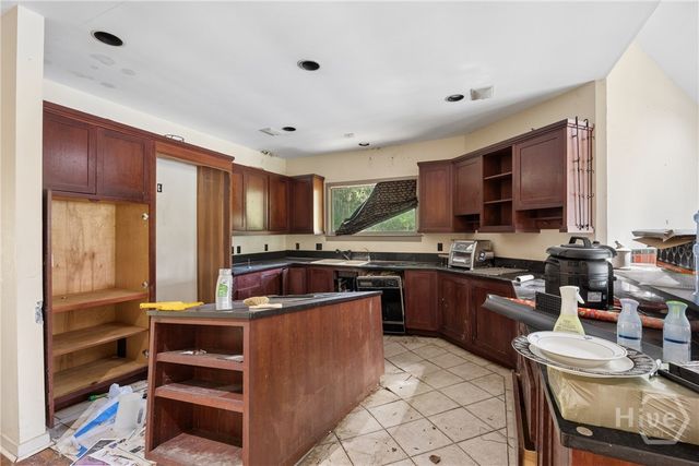 8829 Ferguson Avenue, Savannah, GA 31406