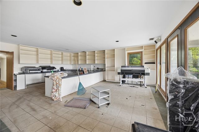 8829 Ferguson Avenue, Savannah, GA 31406