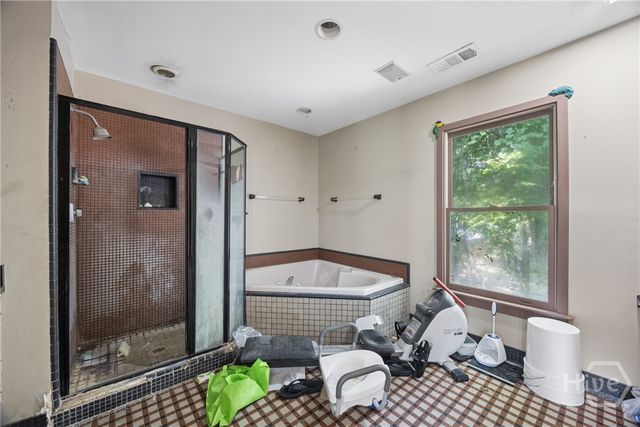 8829 Ferguson Avenue, Savannah, GA 31406