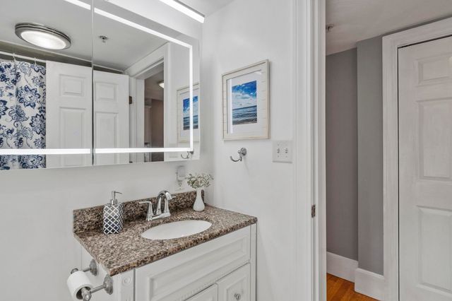 11 Cherry St 3, Danvers, MA 01923