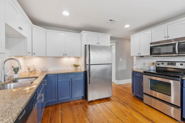11 Cherry St 3, Danvers, MA 01923