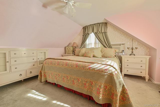 264 N Delaware Avenue, Massapequa, NY 11758