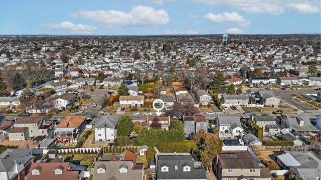 264 N Delaware Avenue, Massapequa, NY 11758