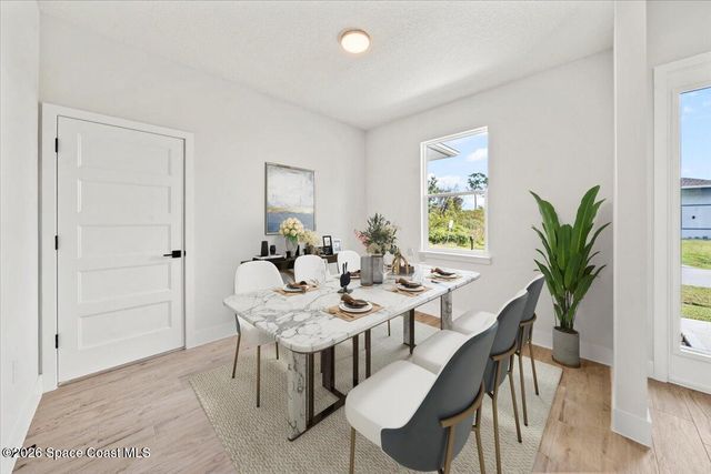 2890 Madden Avenue SW, Palm Bay, FL 32908